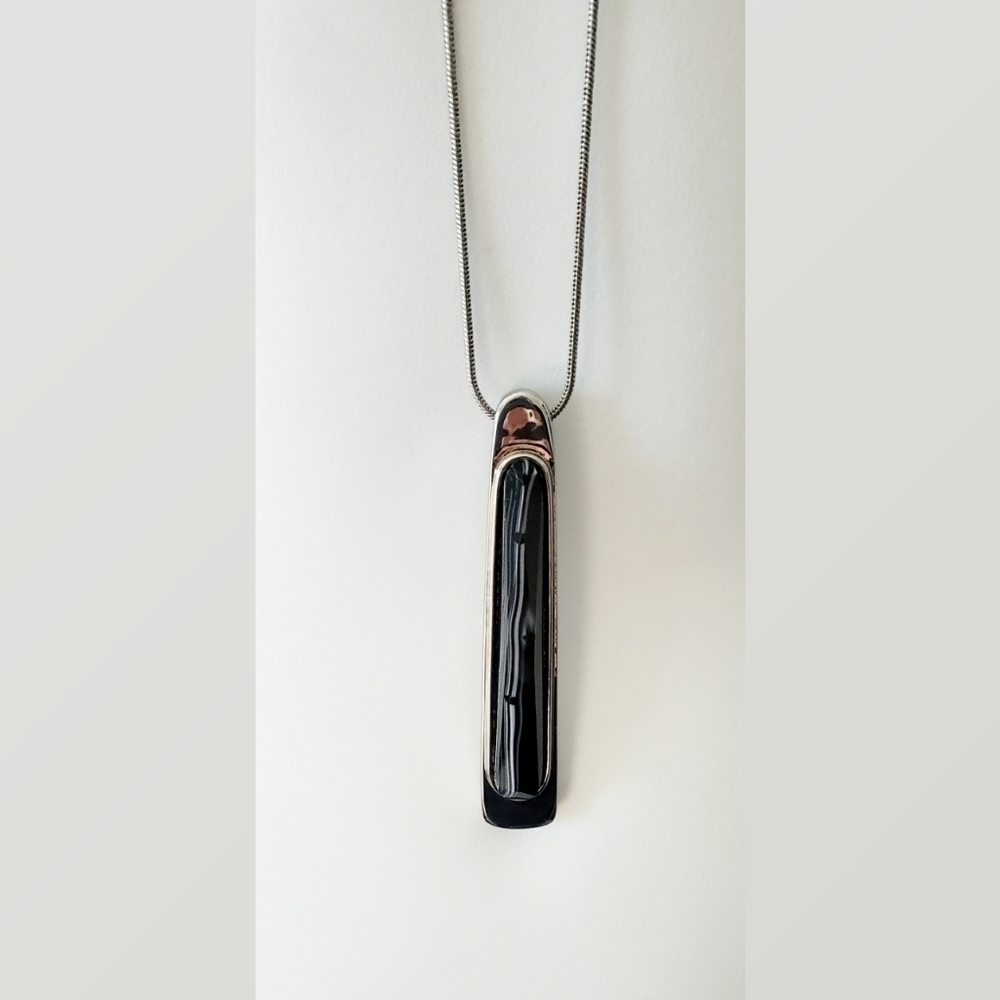 Chico's Modern Contemporary Sleek Long 30" Necklace with Black Pendant New